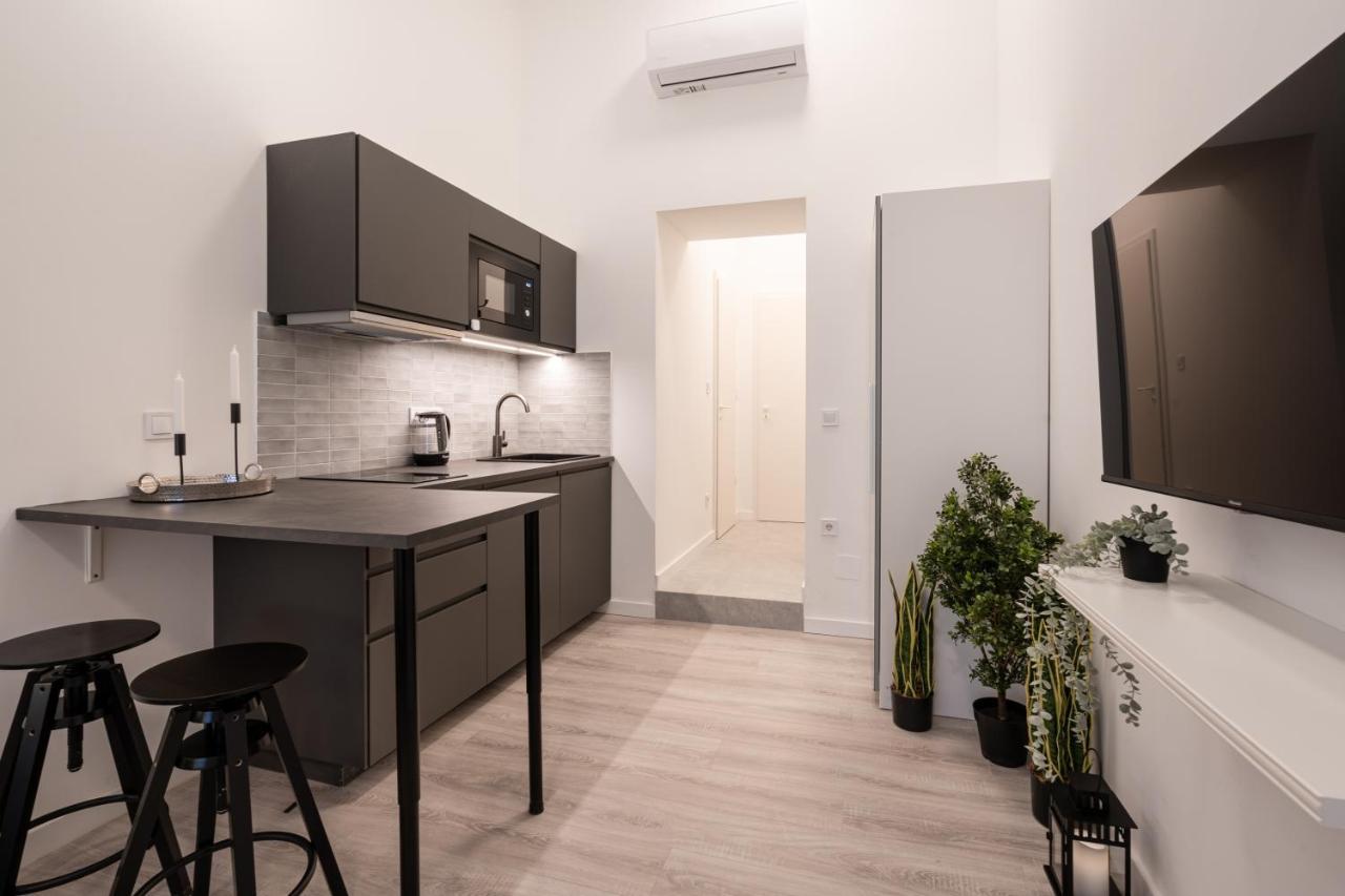 D48 - Central Boulevard Residence - Best Location By Bqa 부다페스트 외부 사진